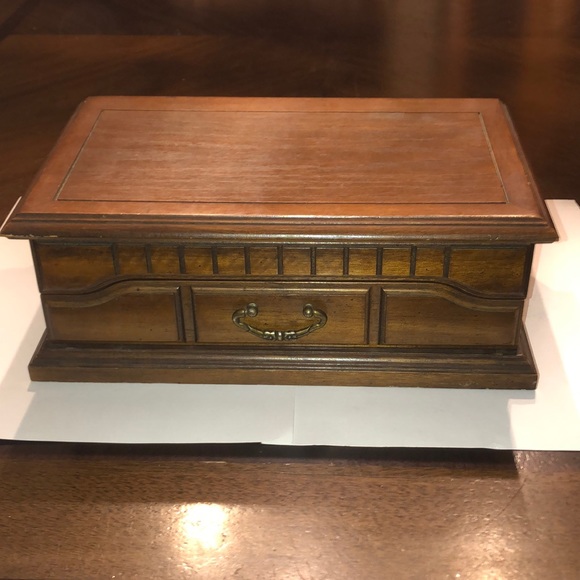 Vintage Other - Vintage Wooden Jewelry Box Organizer AS IS
